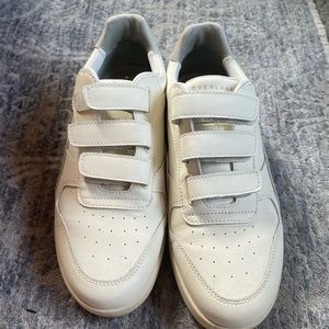 Everlane ReNew velcro sneakers size 9.5 barely worn